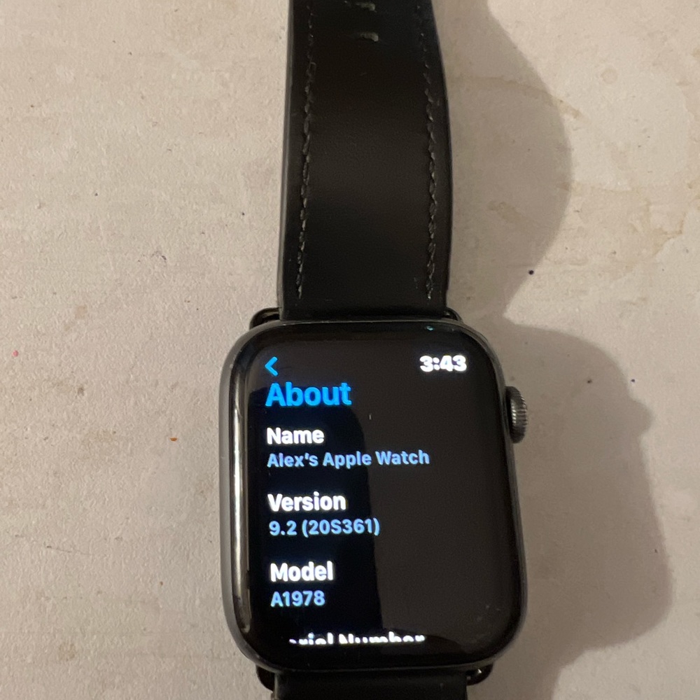 Apple Watch. - Picture 4 of 6